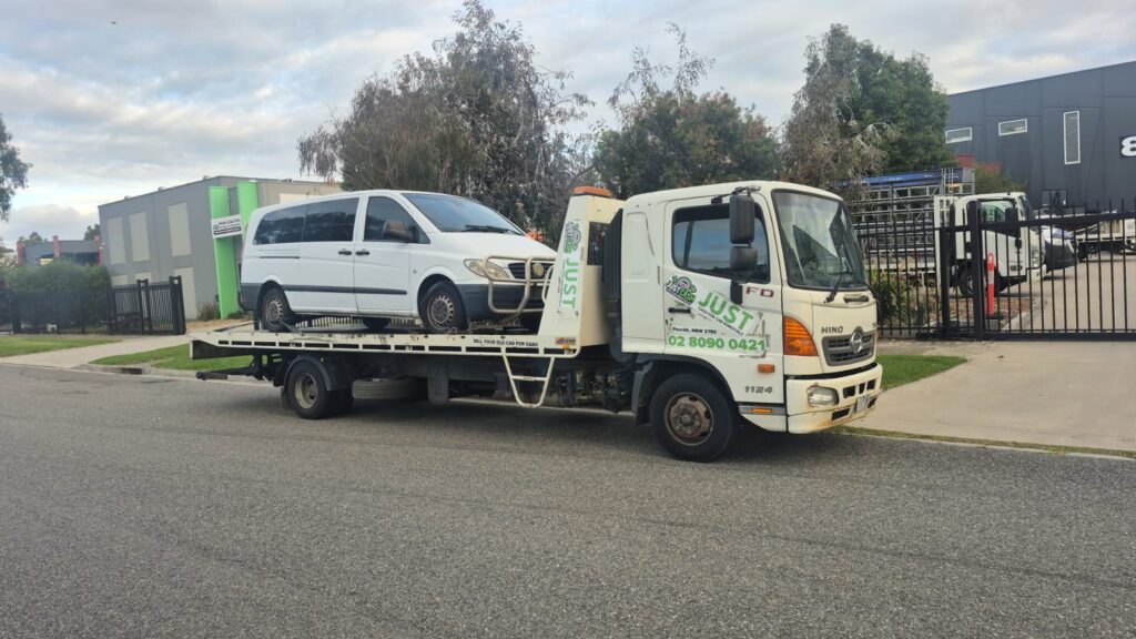 Scrap car removal Sydney tow truck